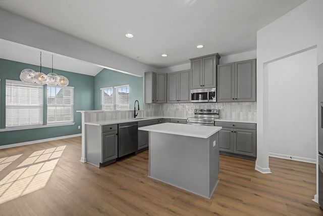 2815 Leatherwood Dr, Murfreesboro, TN 37128