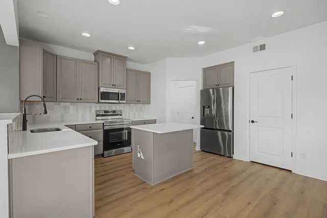 2815 Leatherwood Dr, Murfreesboro, TN 37128