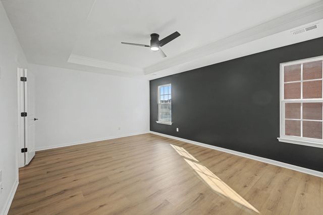 2815 Leatherwood Dr, Murfreesboro, TN 37128