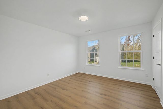 2815 Leatherwood Dr, Murfreesboro, TN 37128