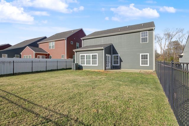 2815 Leatherwood Dr, Murfreesboro, TN 37128