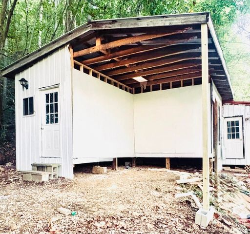 467 Rivervale Cabin Road, Bedford, IN 47421