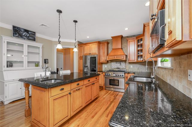 154A Stony Hollow Road, Greenlawn, NY 11740