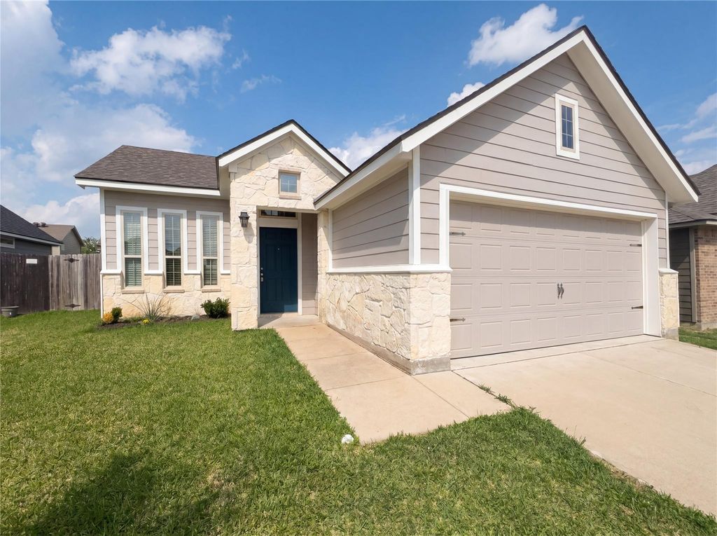 2132 Markley Drive, Bryan, TX 77807