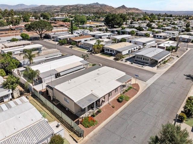 850 San Ynez, Hemet, CA 92543