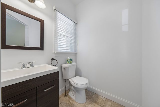 13 Edgar St, Summit City, NJ 07901