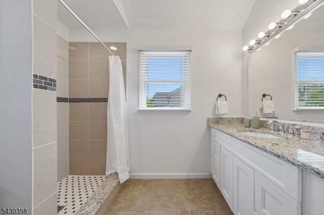 13 Edgar St, Summit City, NJ 07901