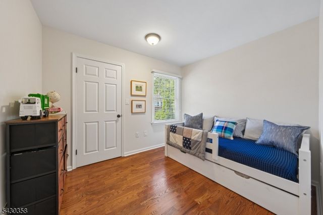 13 Edgar St, Summit City, NJ 07901