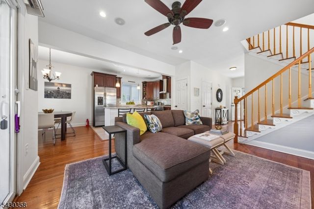 13 Edgar St, Summit City, NJ 07901