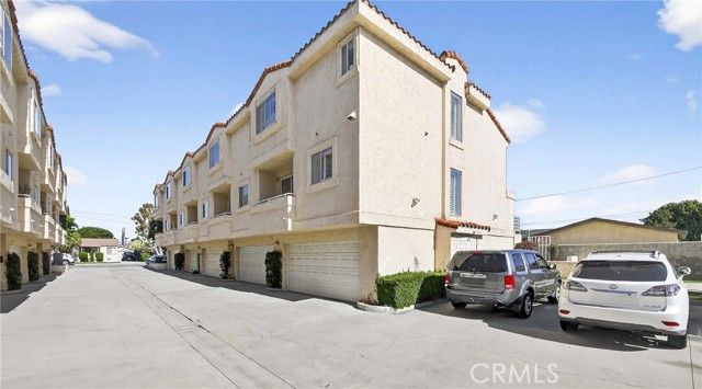 5342 Bishop, Cypress, CA 90630