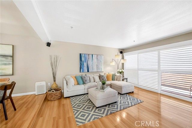 5342 Bishop, Cypress, CA 90630