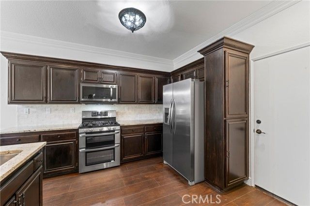 544 Hooper, Simi Valley, CA 93065