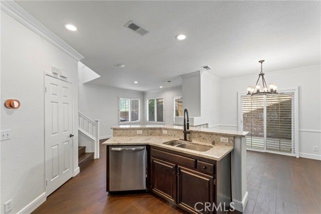 544 Hooper, Simi Valley, CA 93065