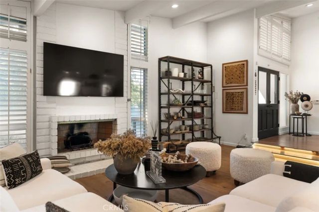 3960 Ellenita, Tarzana, CA 91356