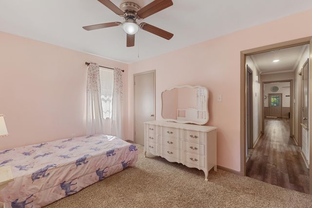 34 Country Park Cir., Petal, MS 39465