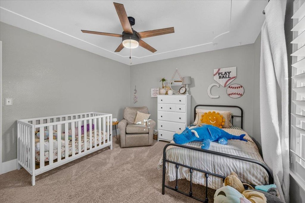 Image 18 of property listing at 6668 Forrestal Avenue, Clovis, CA 93619