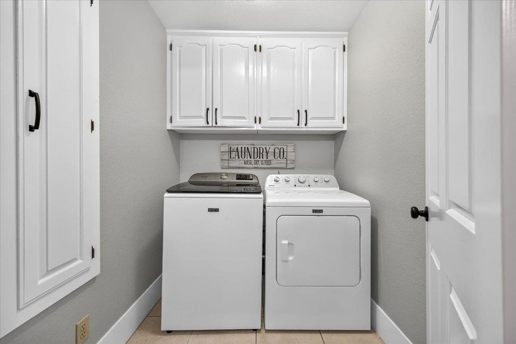 Image 19 of property listing at 6668 Forrestal Avenue, Clovis, CA 93619