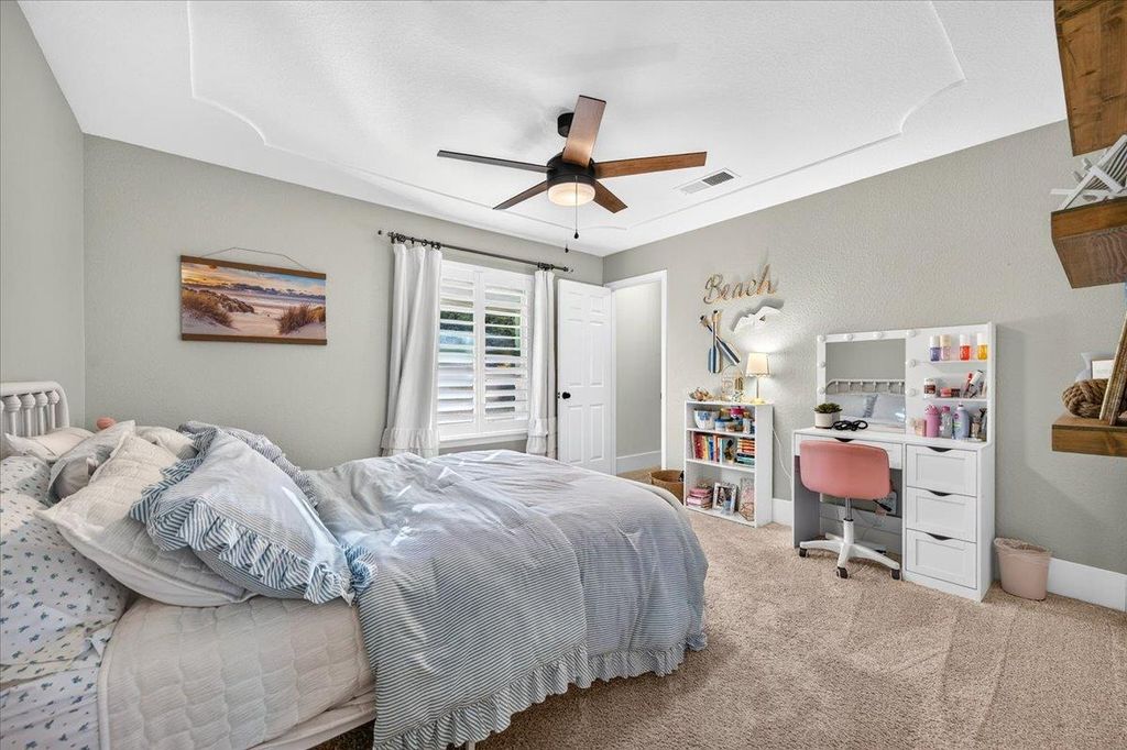 Image 20 of property listing at 6668 Forrestal Avenue, Clovis, CA 93619