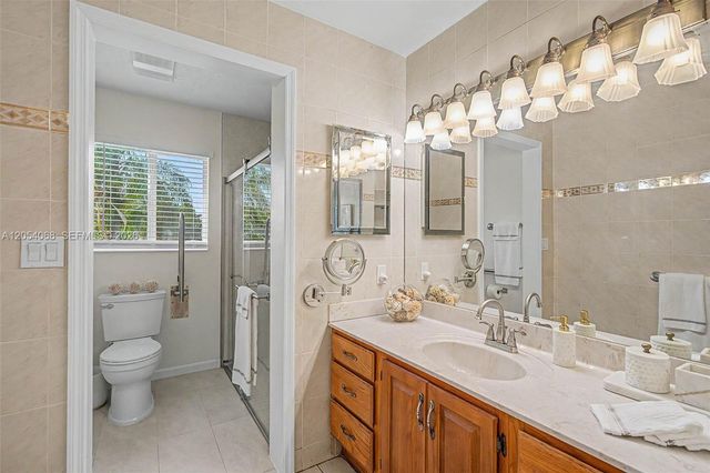14975 SW 89th Avenue, Palmetto Bay, FL 33176
