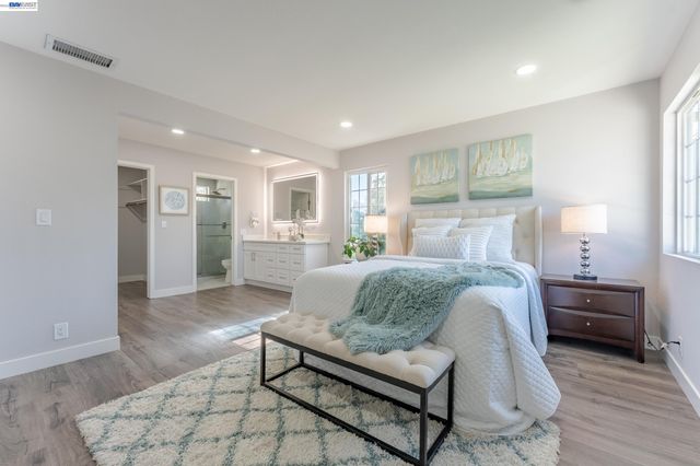 32224 Sloccum Ct, Union City, CA 94587