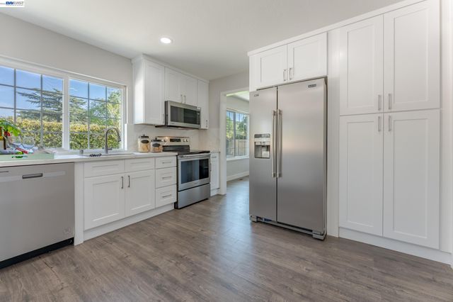 32224 Sloccum Ct, Union City, CA 94587