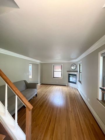 10921 S California Avenue, Chicago, IL 60655