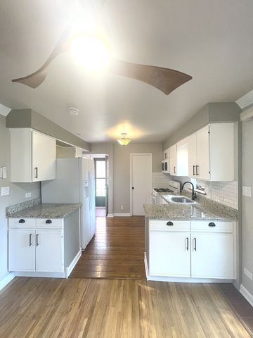 10921 S California Avenue, Chicago, IL 60655