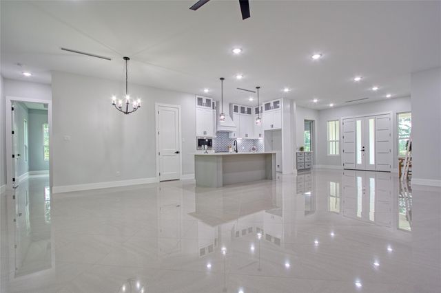 11082 Tammy Circle, Plantersville, TX 77363