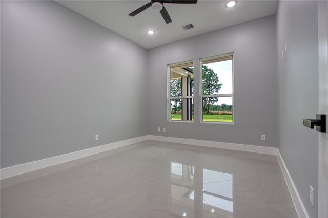 11082 Tammy Circle, Plantersville, TX 77363