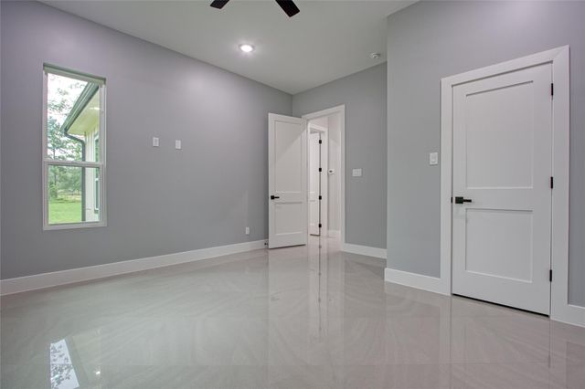 11082 Tammy Circle, Plantersville, TX 77363