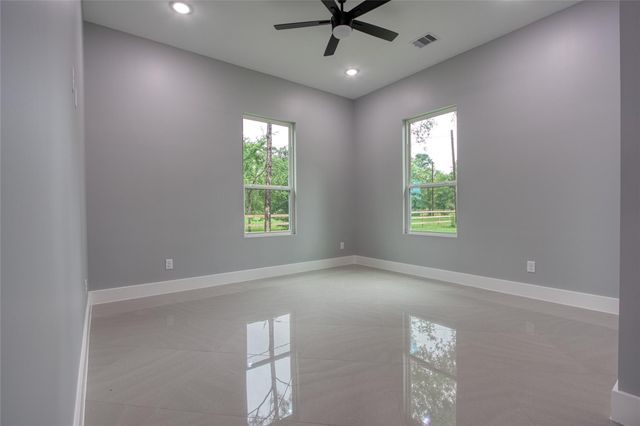11082 Tammy Circle, Plantersville, TX 77363