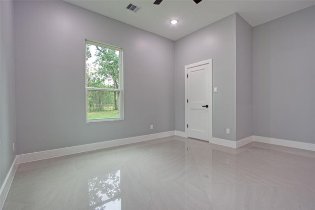 11082 Tammy Circle, Plantersville, TX 77363