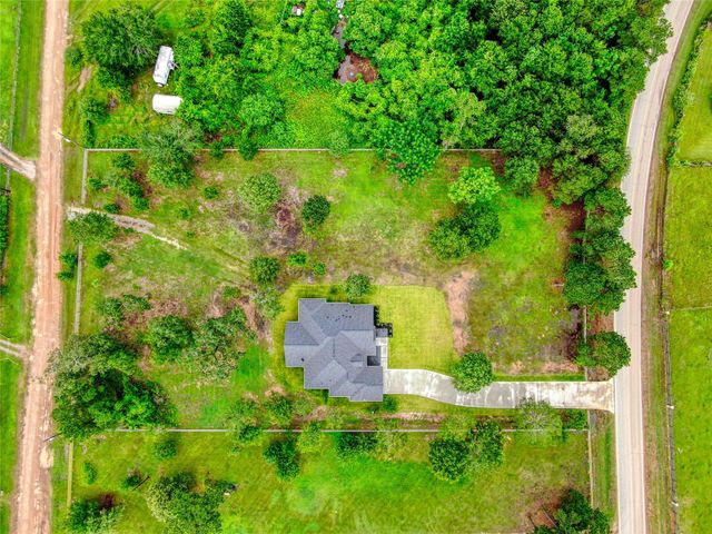 11082 Tammy Circle, Plantersville, TX 77363