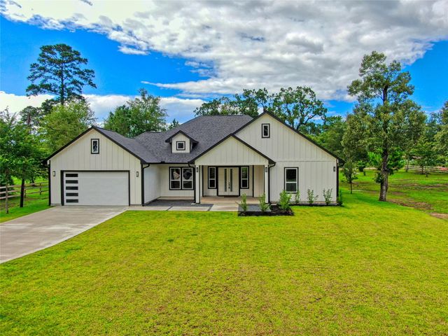 11082 Tammy Circle, Plantersville, TX 77363