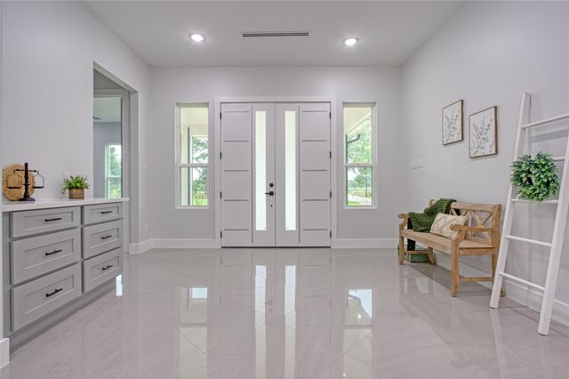 11082 Tammy Circle, Plantersville, TX 77363