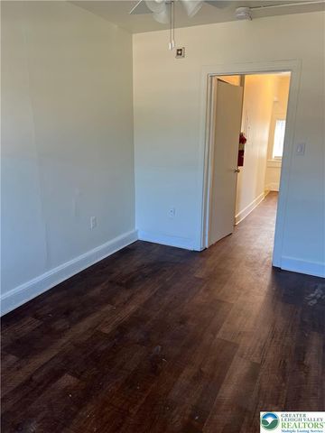 136 East Bushkill Street 4, Easton, PA 18042