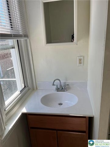 136 East Bushkill Street 4, Easton, PA 18042