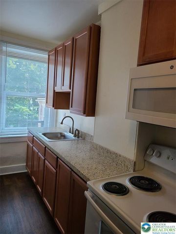 136 East Bushkill Street 4, Easton, PA 18042