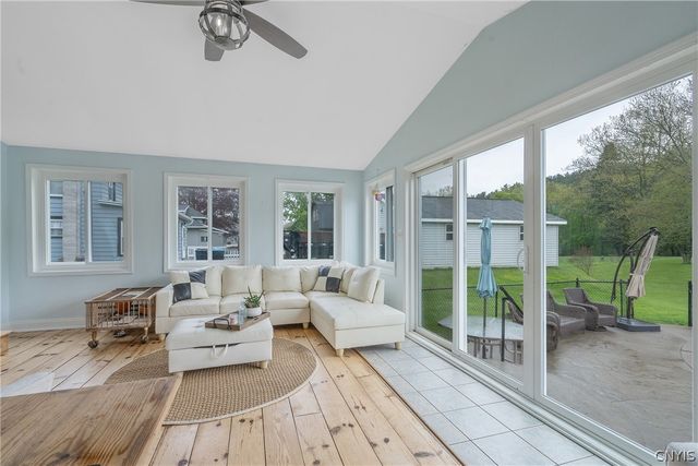 11317 South Street, Cato, NY 13033