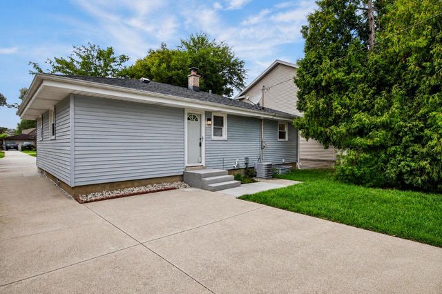 4808 S 24th STREET, Milwaukee, WI 53221