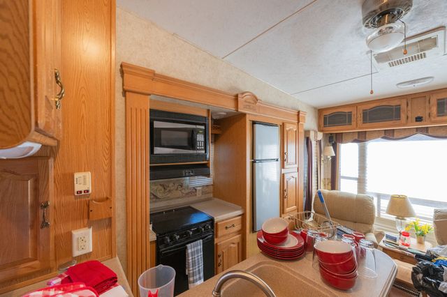 861 Stokes Ln, Bath Springs, TN 38311