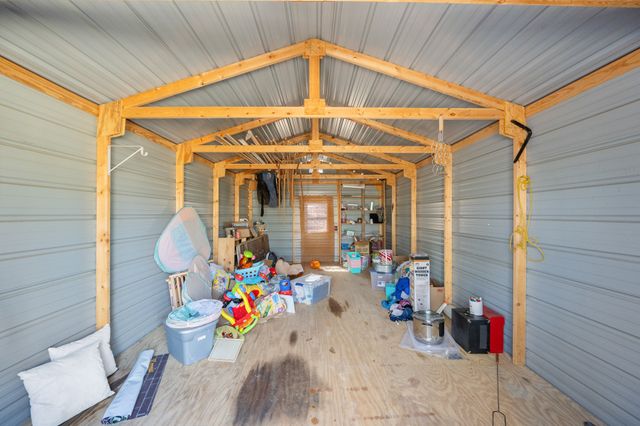 861 Stokes Ln, Bath Springs, TN 38311