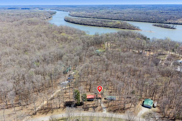 861 Stokes Ln, Bath Springs, TN 38311