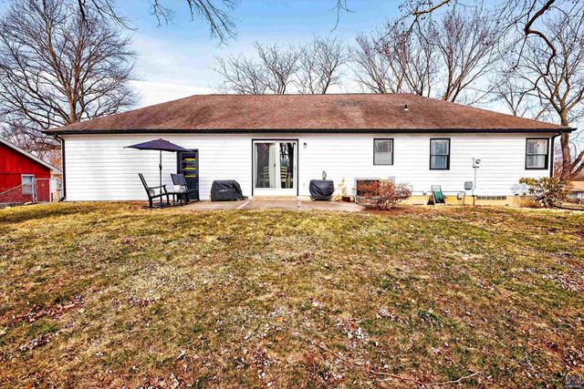 3523 SE Park Lane CT, Topeka, KS 66605