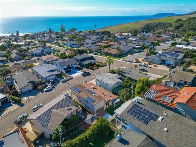 870 Visalia St, Pismo Beach, CA 93449