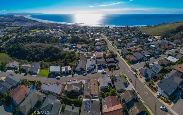 870 Visalia St, Pismo Beach, CA 93449