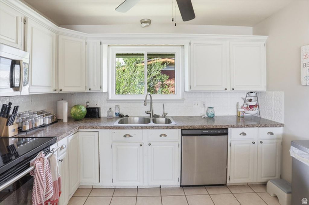 Image 12 of property listing at 2895 S 1200 W, Perry, UT 84302