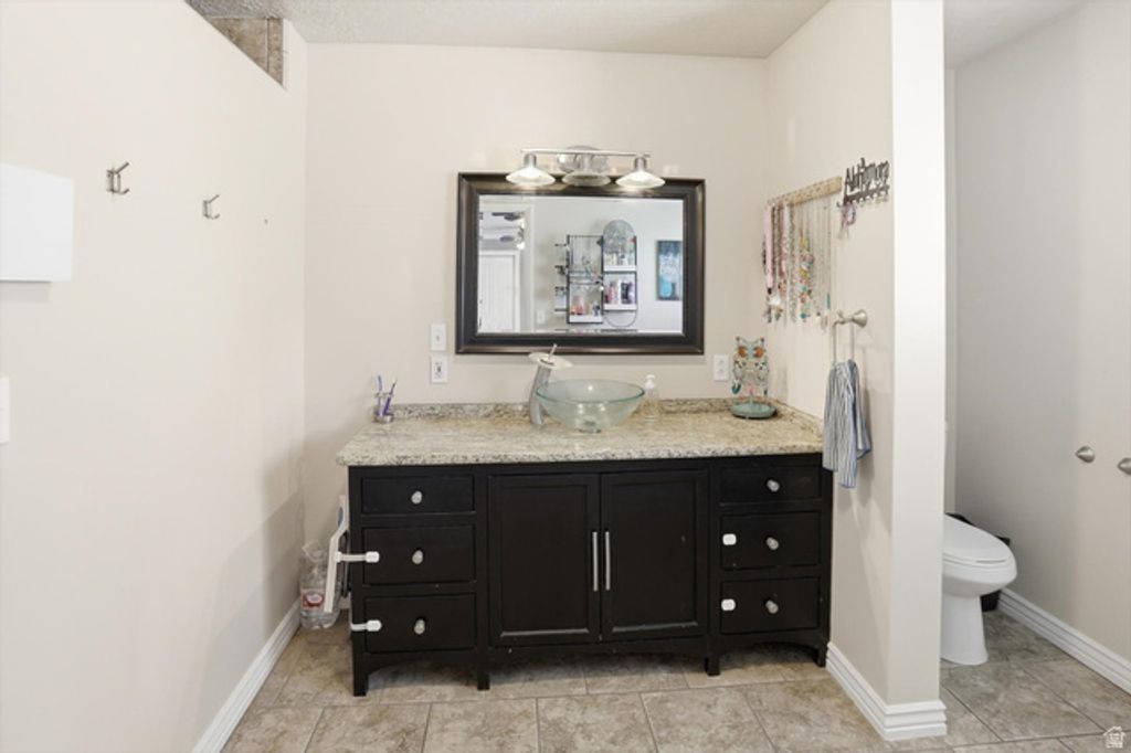 Image 31 of property listing at 2895 S 1200 W, Perry, UT 84302