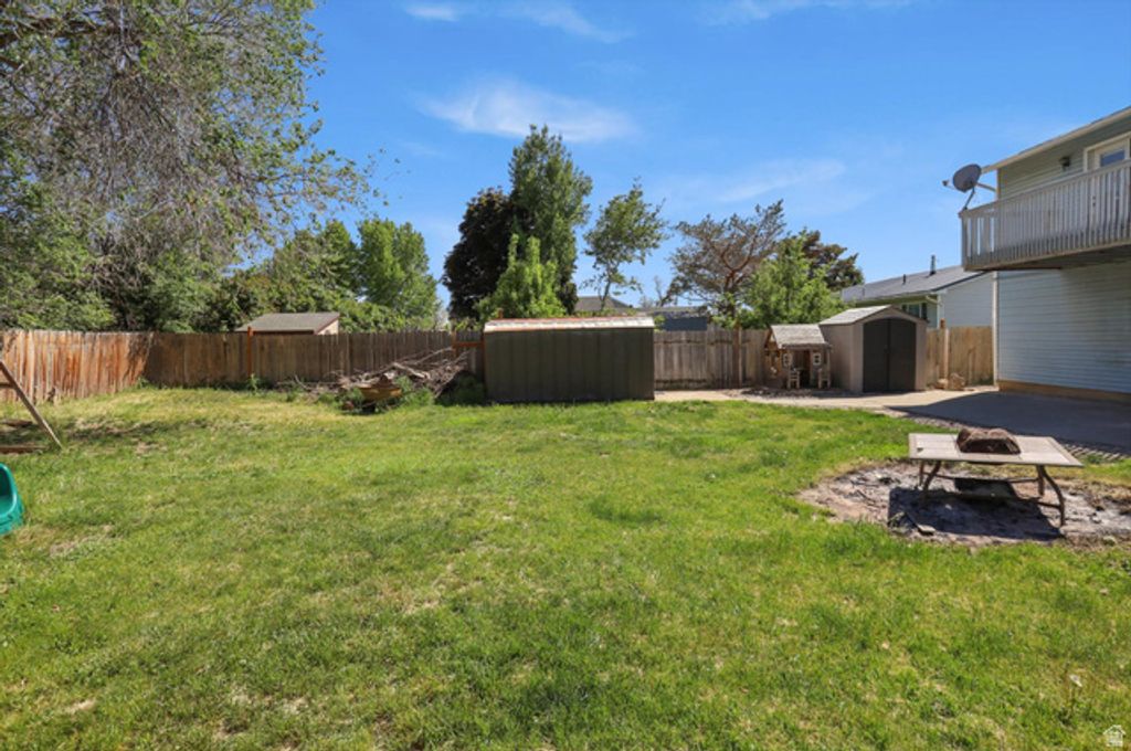 Image 37 of property listing at 2895 S 1200 W, Perry, UT 84302