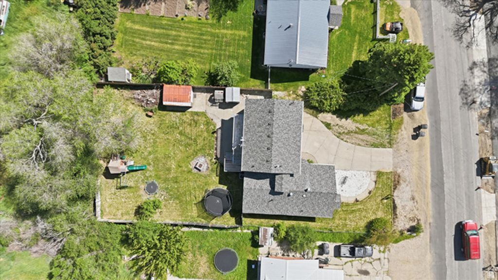 Image 44 of property listing at 2895 S 1200 W, Perry, UT 84302